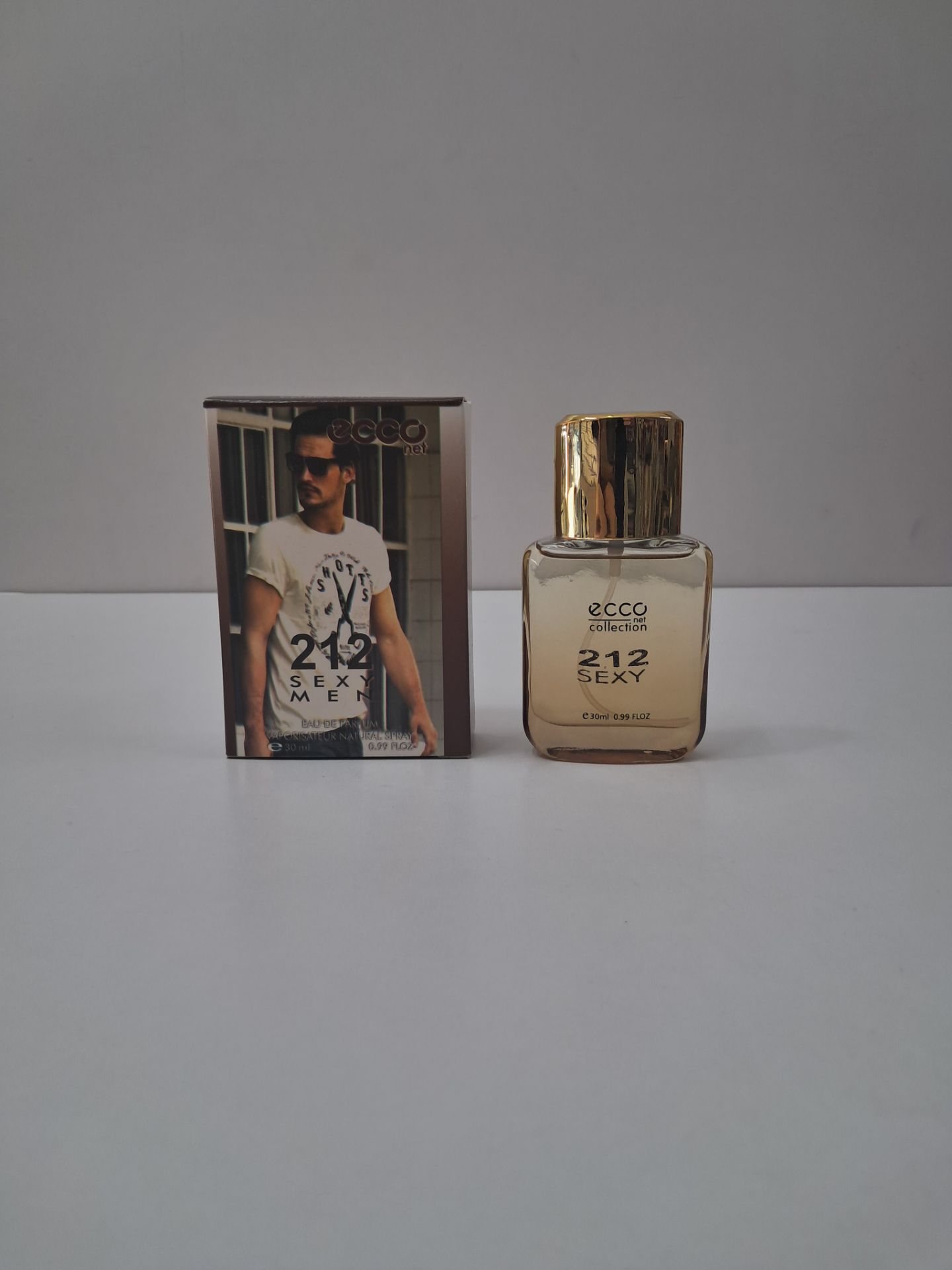 عطر اکو مدل (212 SEXY) حجم ۳۰ میل